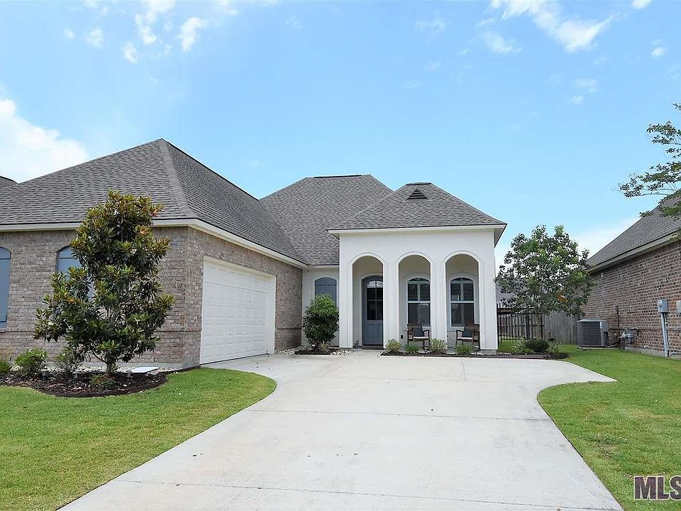1st image of 16419 Anna Belle Dr