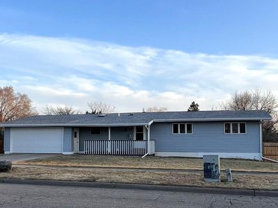 2801 E Sully Ave, Pierre, SD, 57501