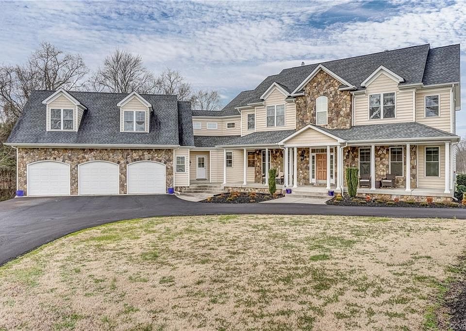 1st image of 11 Woolfolk Dr
