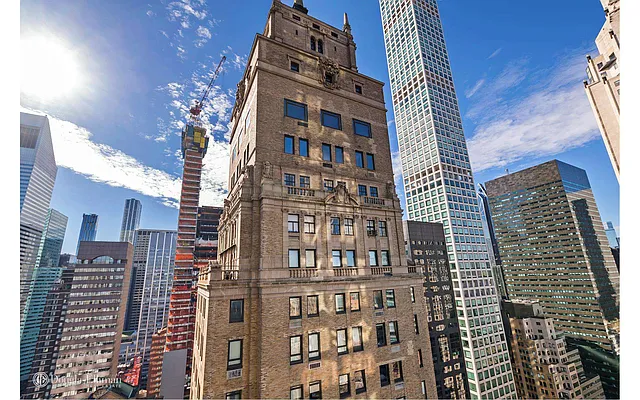 Rented by Douglas Elliman | media 7