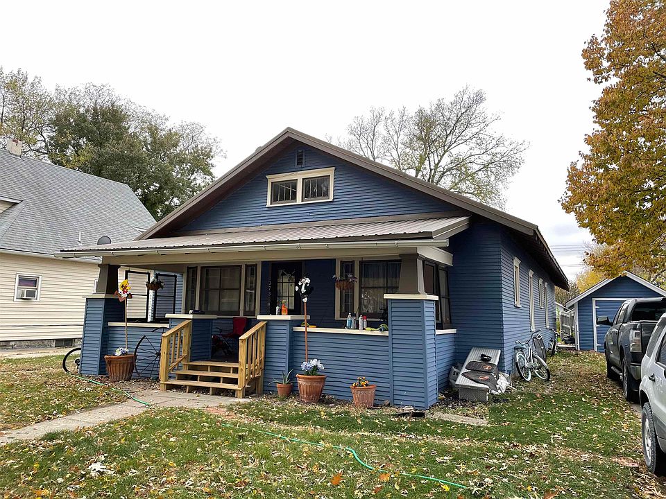 1st image of 373 N Oak St