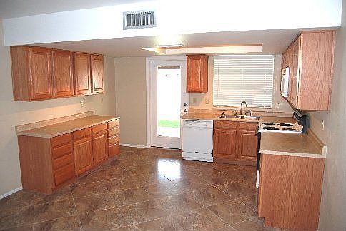 All new cabinets / flooring