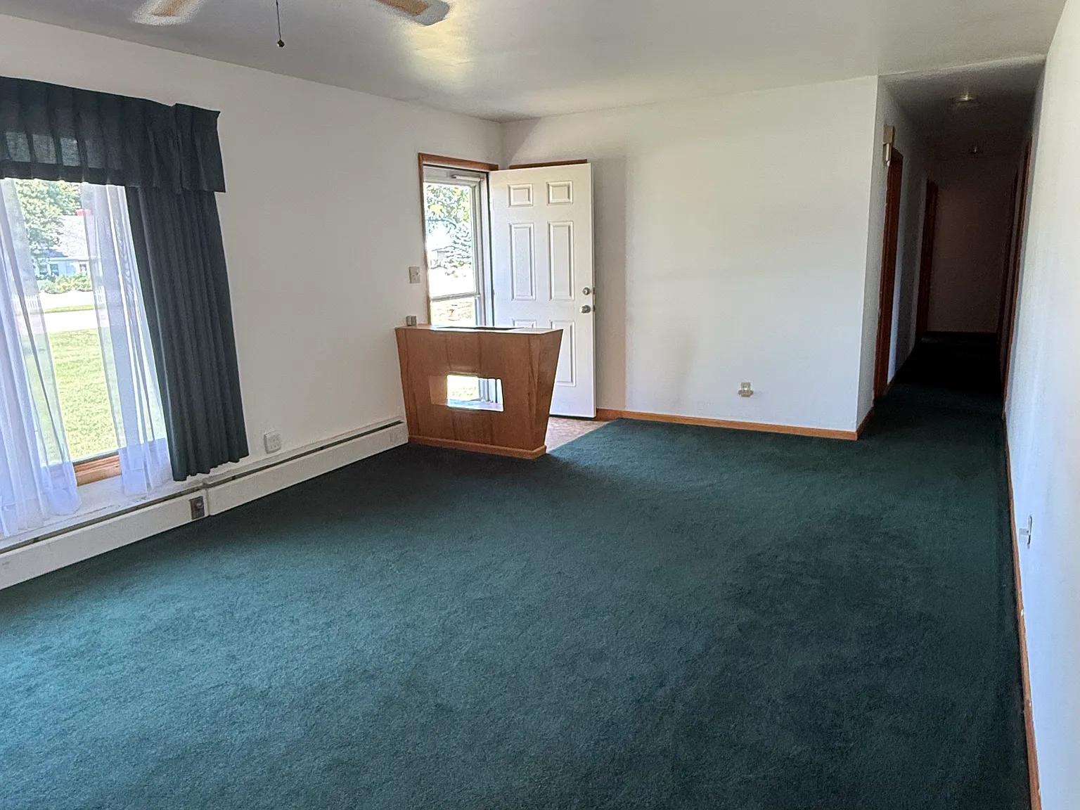 3 bed, 1344 sqft, $1,500 — Photo 3