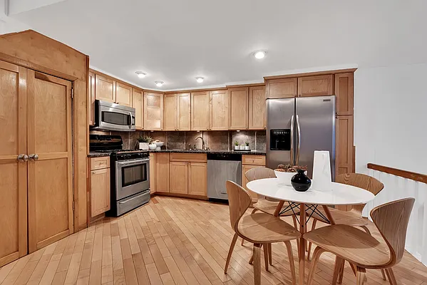 Sold by Compass | media 2