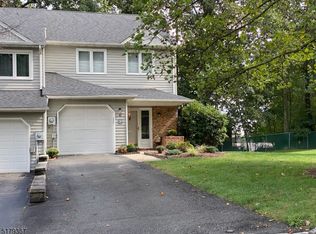 76 Stockton Ct, Morris Plains, NJ 07950