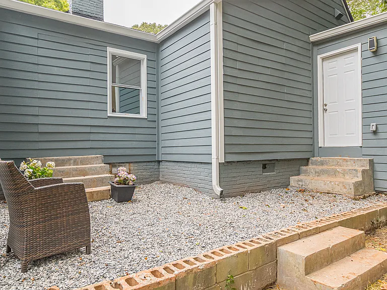 1215 Anchor Ter SW — Photo 35