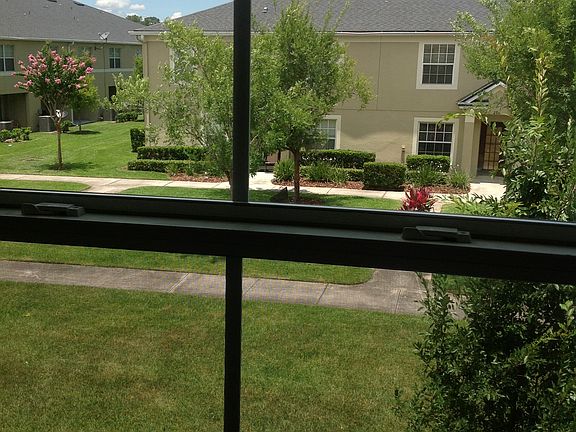 4th image of 300 Carina Cir