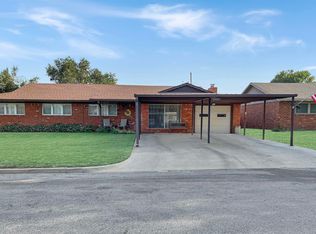 1905 Locust St, Alva, OK 73717