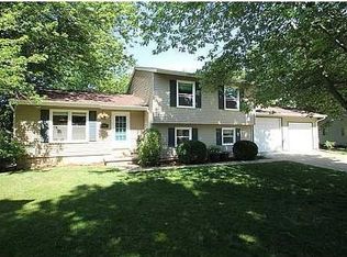 760 Prospect Ct, North Liberty, IA 52317