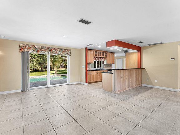 3rd image of 8645 Square Lake Drive