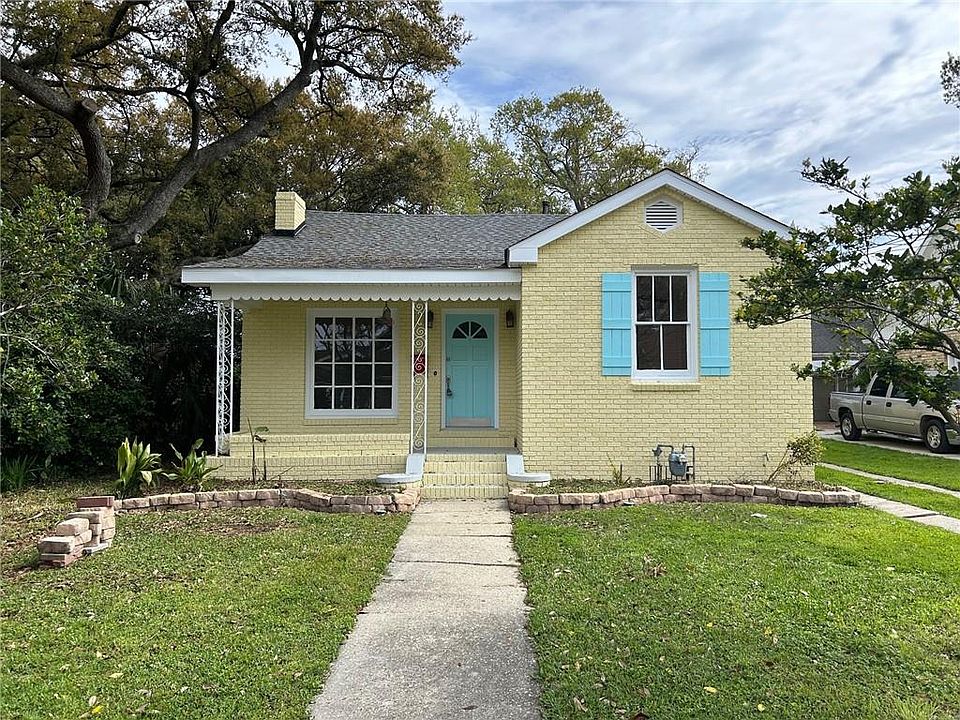 1st image of 23 Beauregard Dr