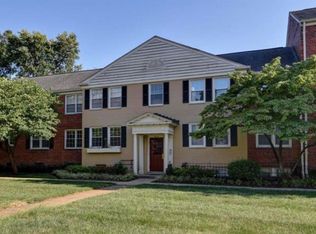 6622 Boulevard Vw APT A1, Alexandria, VA 22307