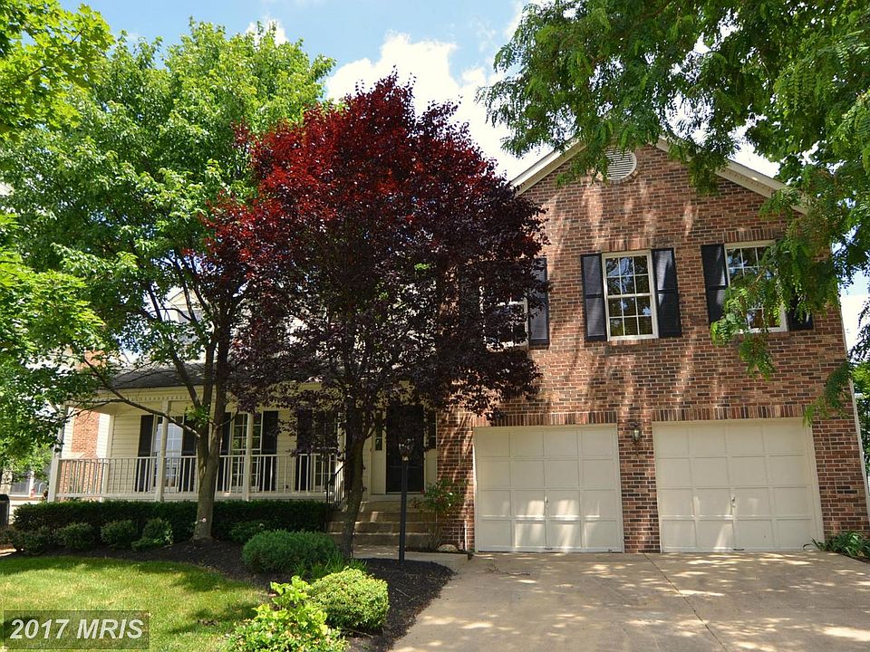 1st image of 107 Bunker Hill Ln