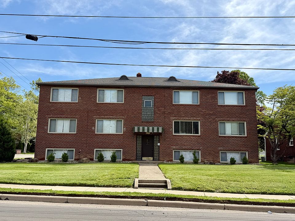 1st image of 1828 Fulton Rd NW APT 3