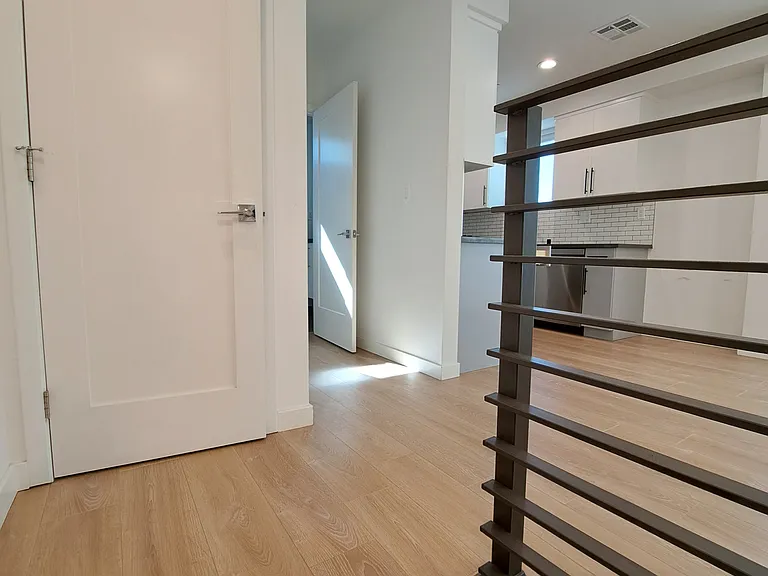 5631 Whitnall Hwy #1/2 — Photo 18