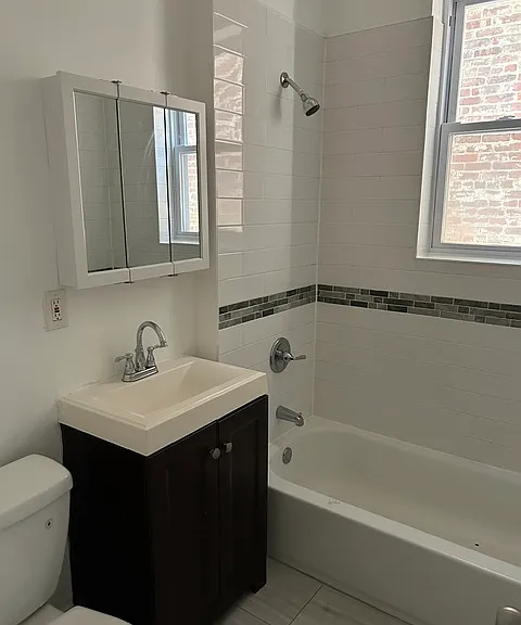 14 Kensington Ave #1 — Photo 5