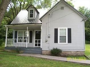 333 S Carr St, Greenfield, MO 65661