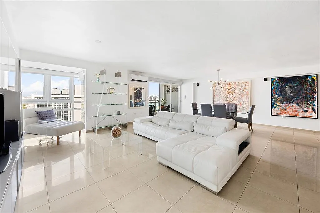 Building Photo - 303 Villamil #1712