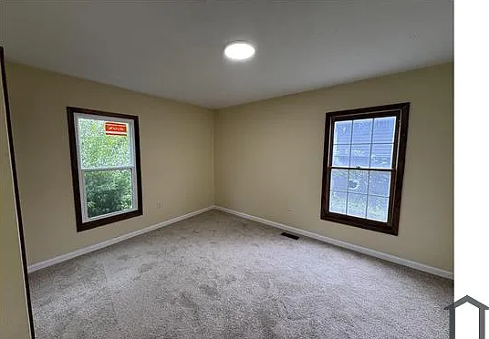 4 bed, 1092 sqft, $2,500 — Photo 3