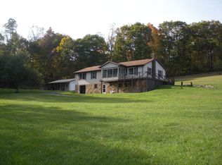 89 Kelly Dr, Oakland, MD 21550