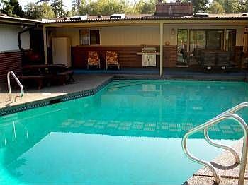 5th image of 8124 24th Ave E