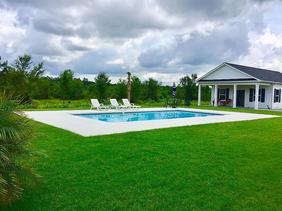 guest house  1056 sq ft