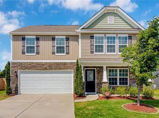 2458 Griffith Meadows Dr, Winston Salem, NC 27103