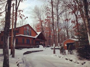 5143 Arrowhead Ln, East Stroudsburg, PA 18302