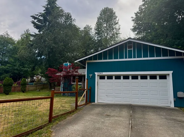 3265 NE McWilliams Rd, Bremerton, WA 98311