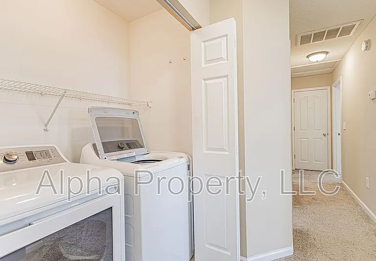 8 Cotter Ln — Photo 16