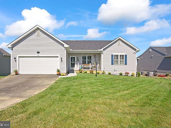 2nd image of 13862 Patriot Way