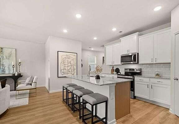 4th image of 1260 Riverstone Rd