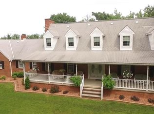 302 Old Blackhawk Rd, Beaver Falls, PA 15010