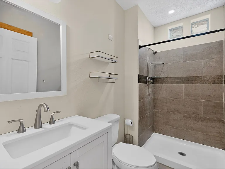 515 Marble Ave NE — Photo 27