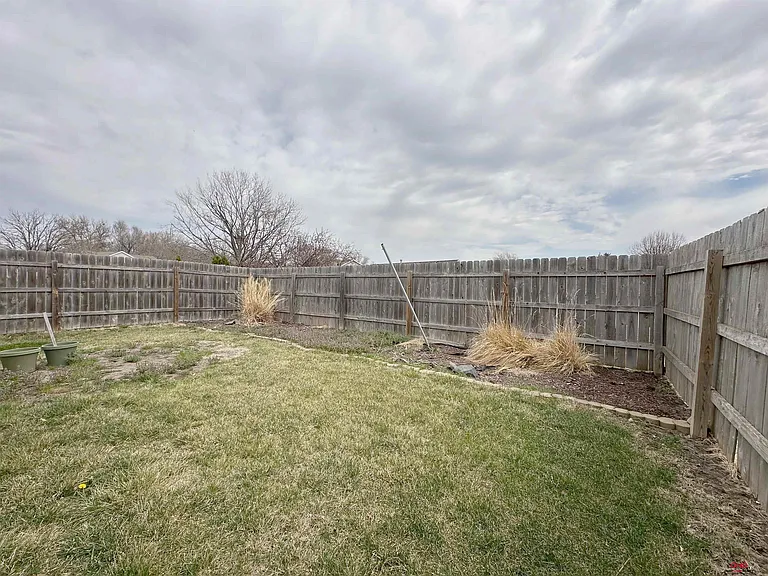 4114 N 7th St — Photo 43