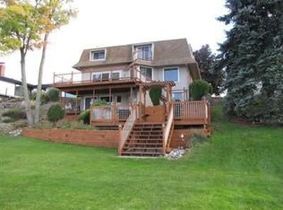 7636 Hessler Dr NE, Rockford, MI 49341