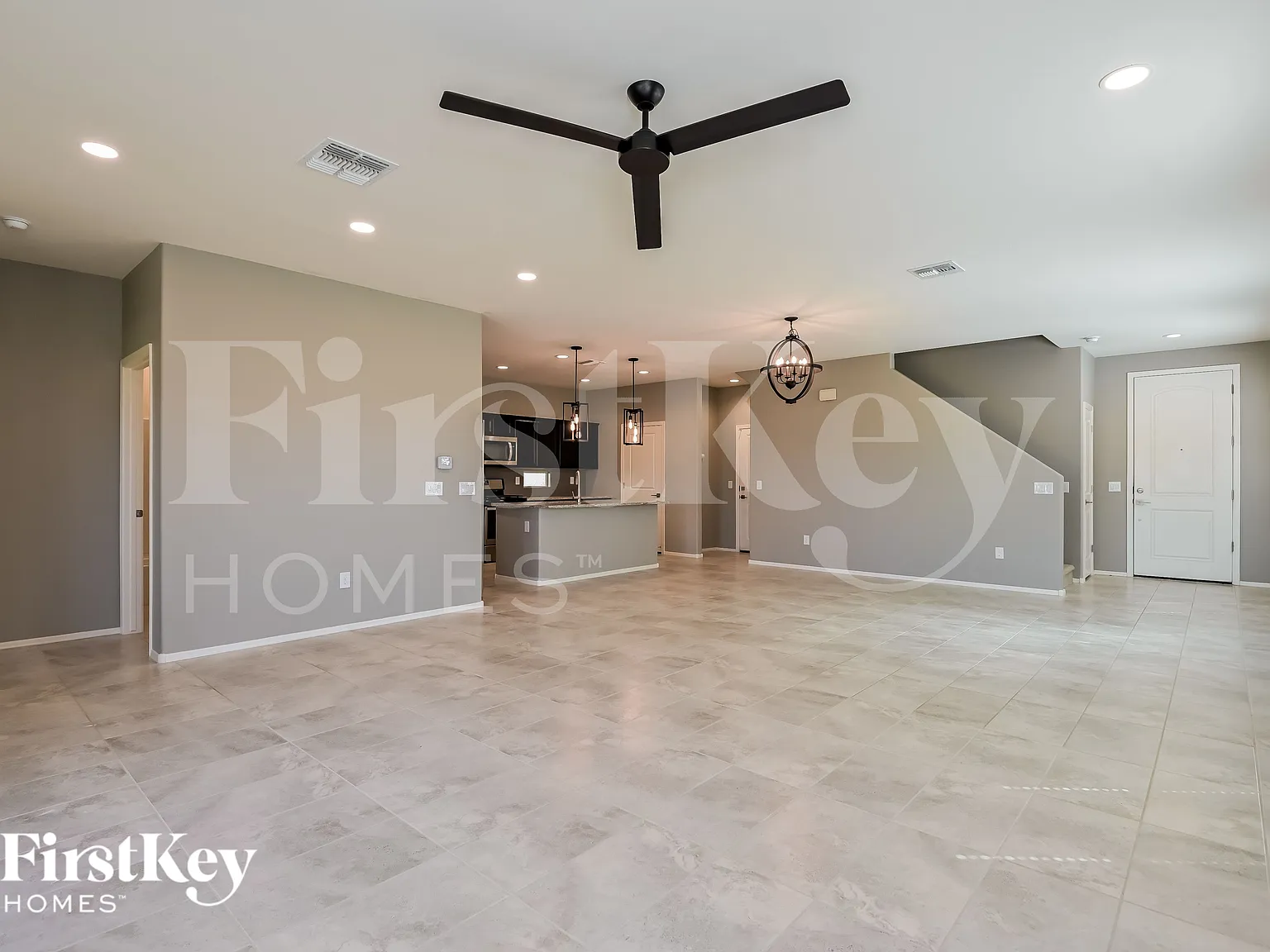 4 bed, 3.0 bath, 2694 sqft, $2,370 — Photo 2