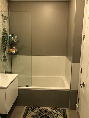 Rented by Owner | media 100