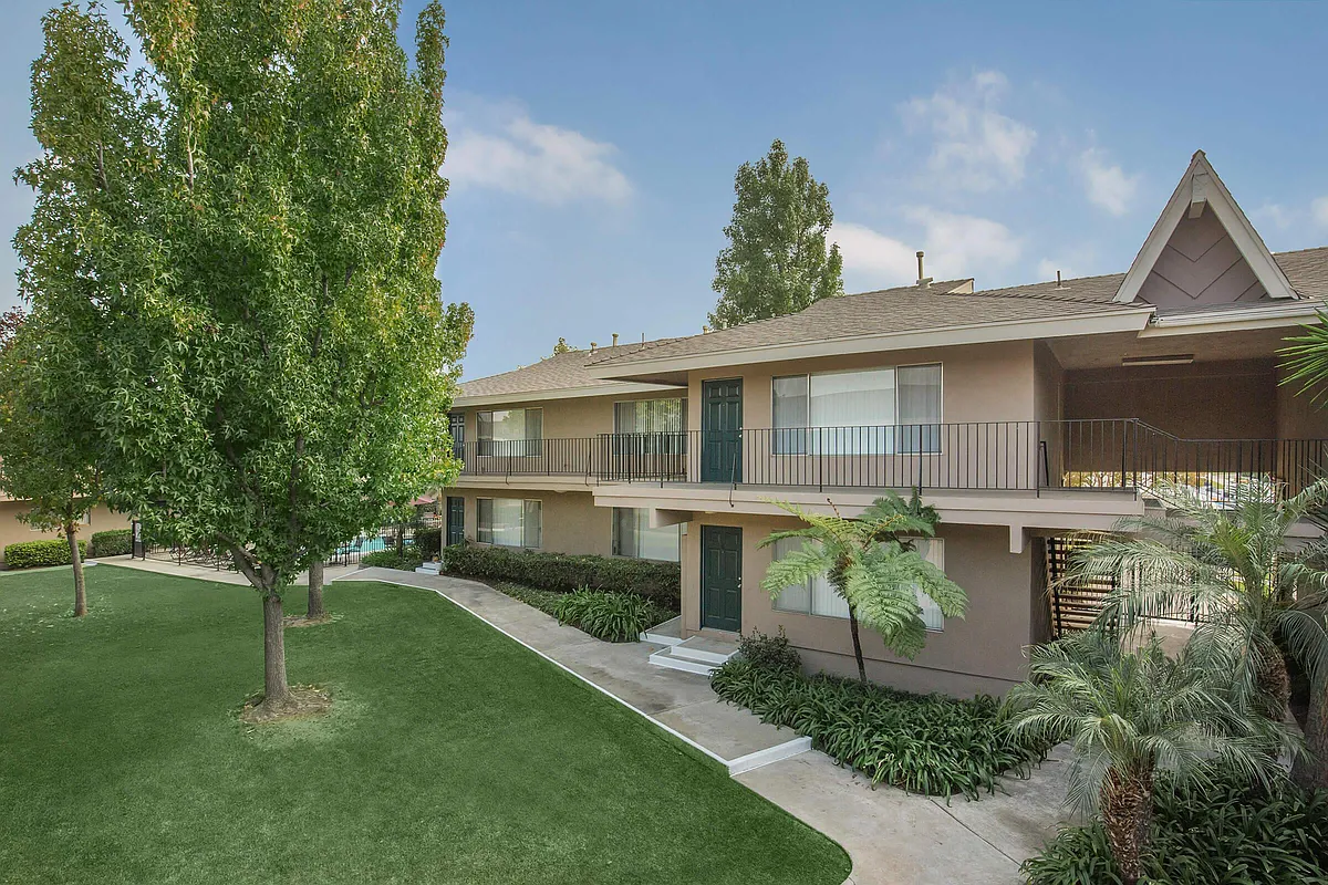 Building Photo - Glenwood Apartment Homes