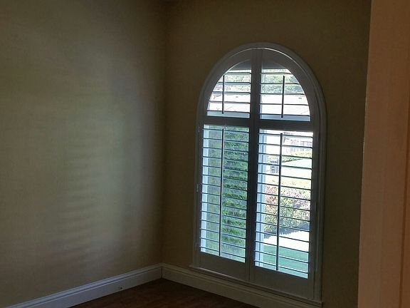 4th image of 40 Los Altos Pl