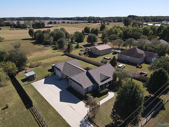 5th image of 18934 Lydia Corey Rd