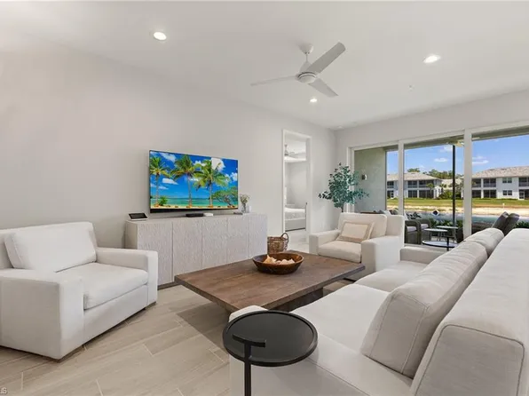 2647 Seychelles CIR #2203, NAPLES, FL 34112