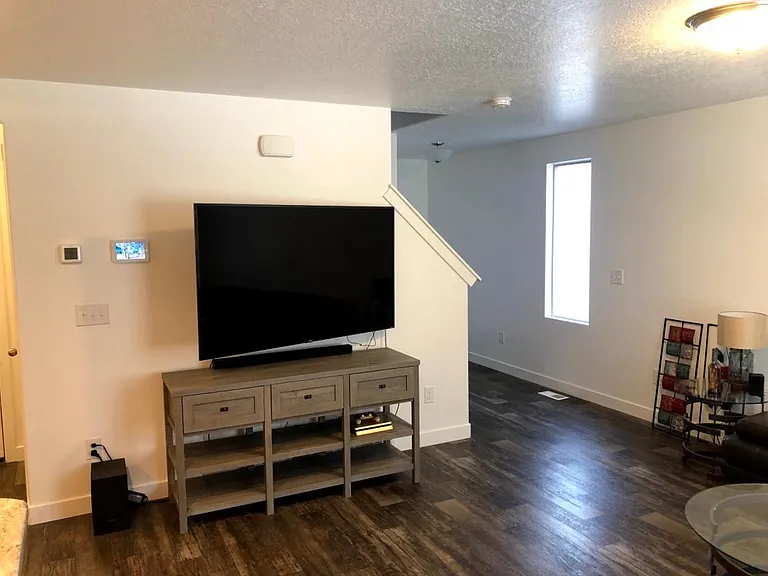 128 E River View Dr — Photo 5