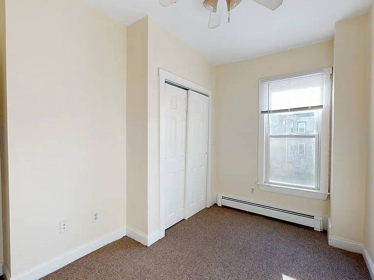 15-2 Linden St — Photo 17