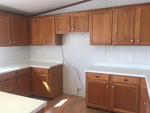 4th image of 2902 County Road 601