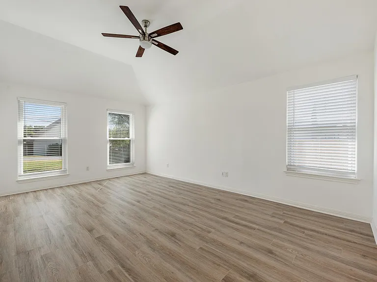 10114 Janet Loop — Photo 15