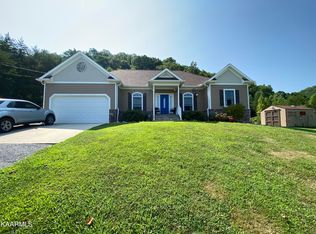 150 Mossie Ln, Maynardville, TN 37807