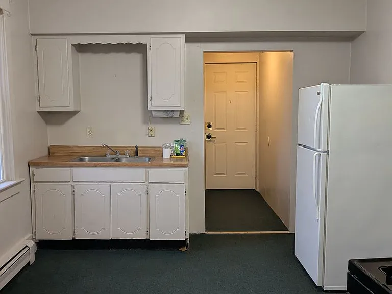 946 Beaver Rd #4 — Photo 6