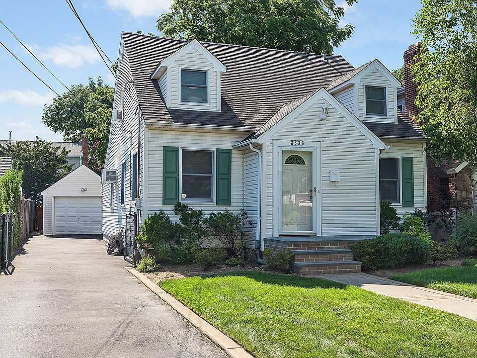 1st image of 2636 Yorktown St