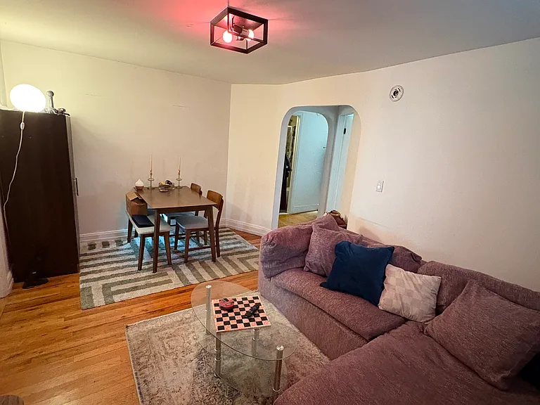 93 N 4th St #2 — Photo 2